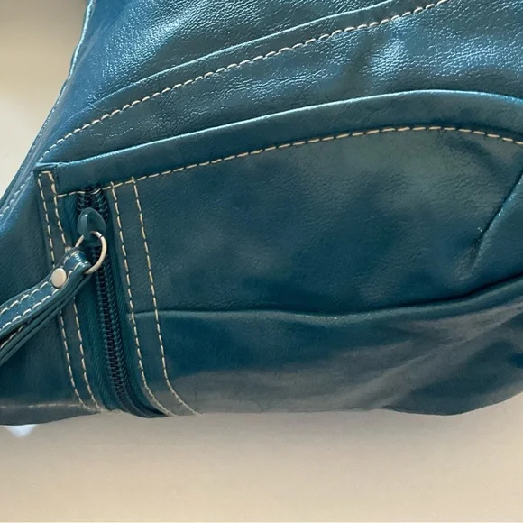 Kenneth Cole Reaction Blue Teal Bag - Picture 4 of 4